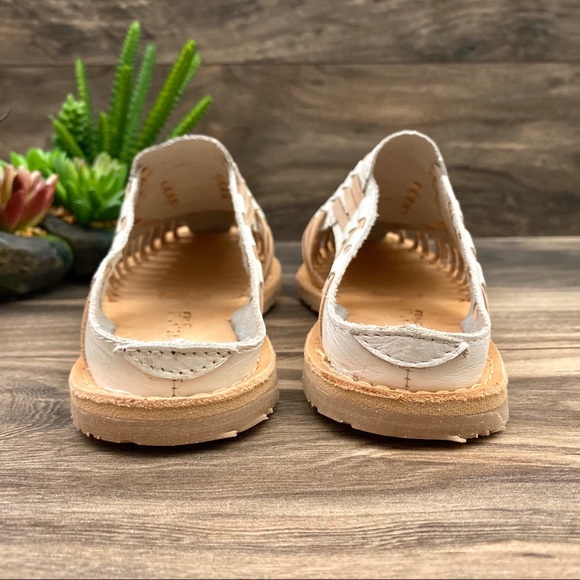 ❌SOLD❌NIB Very Volatile Fassio Woven Huarache Sandal - Picture 7 of 10